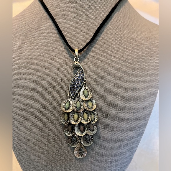 Rare Vintage Peacock Silver Necklace - Picture 2 of 6